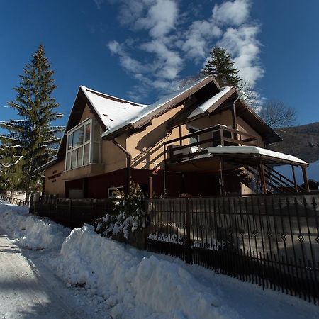 Casa Anne Marie Sinaia Exterior foto
